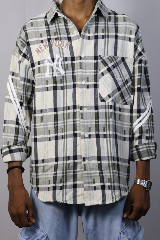 New York Yankees Plaid Flannel Shirt - Streetwear Edition
