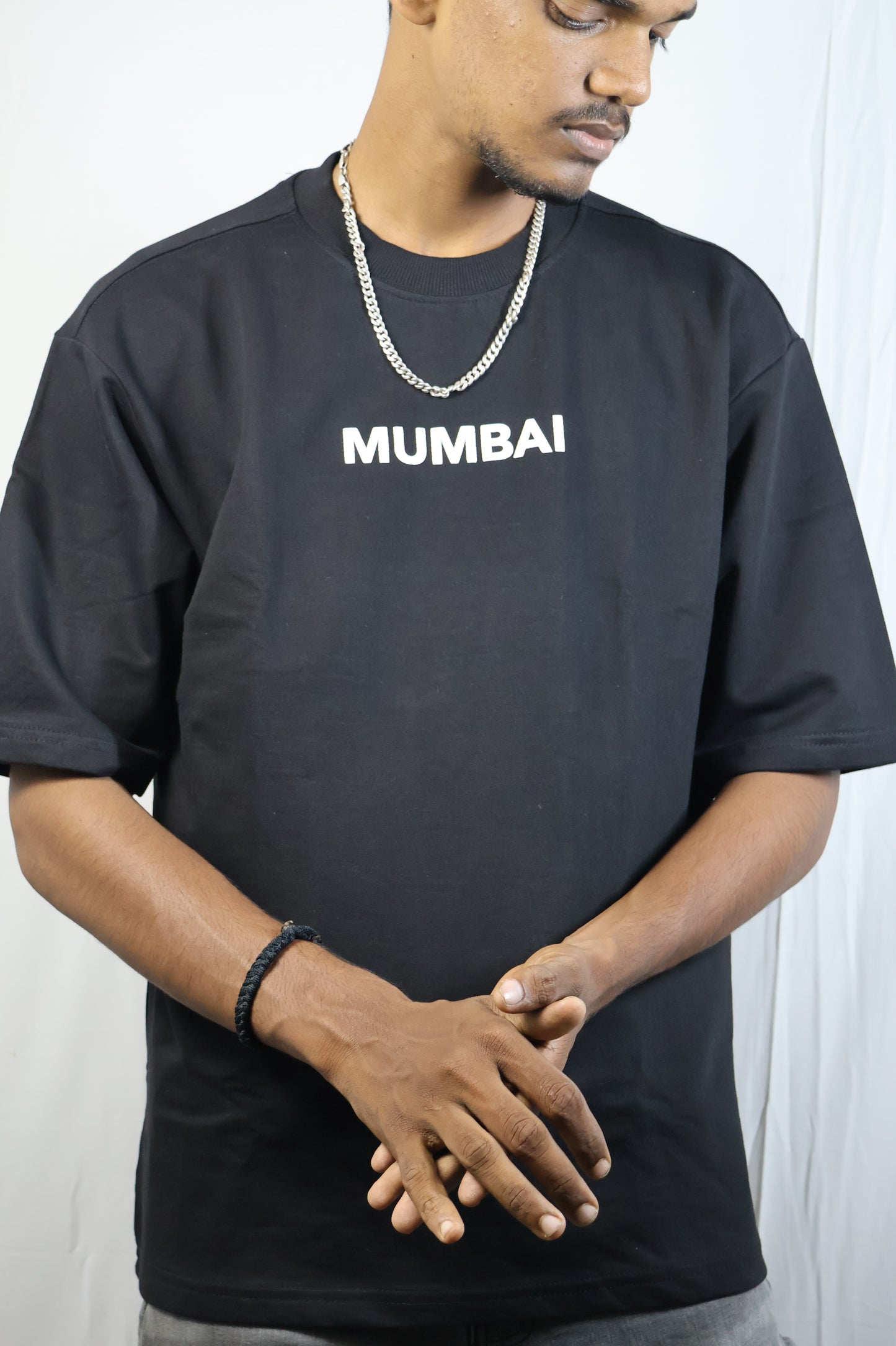 Mumbai Oversized Graphic T-Shirt – Black