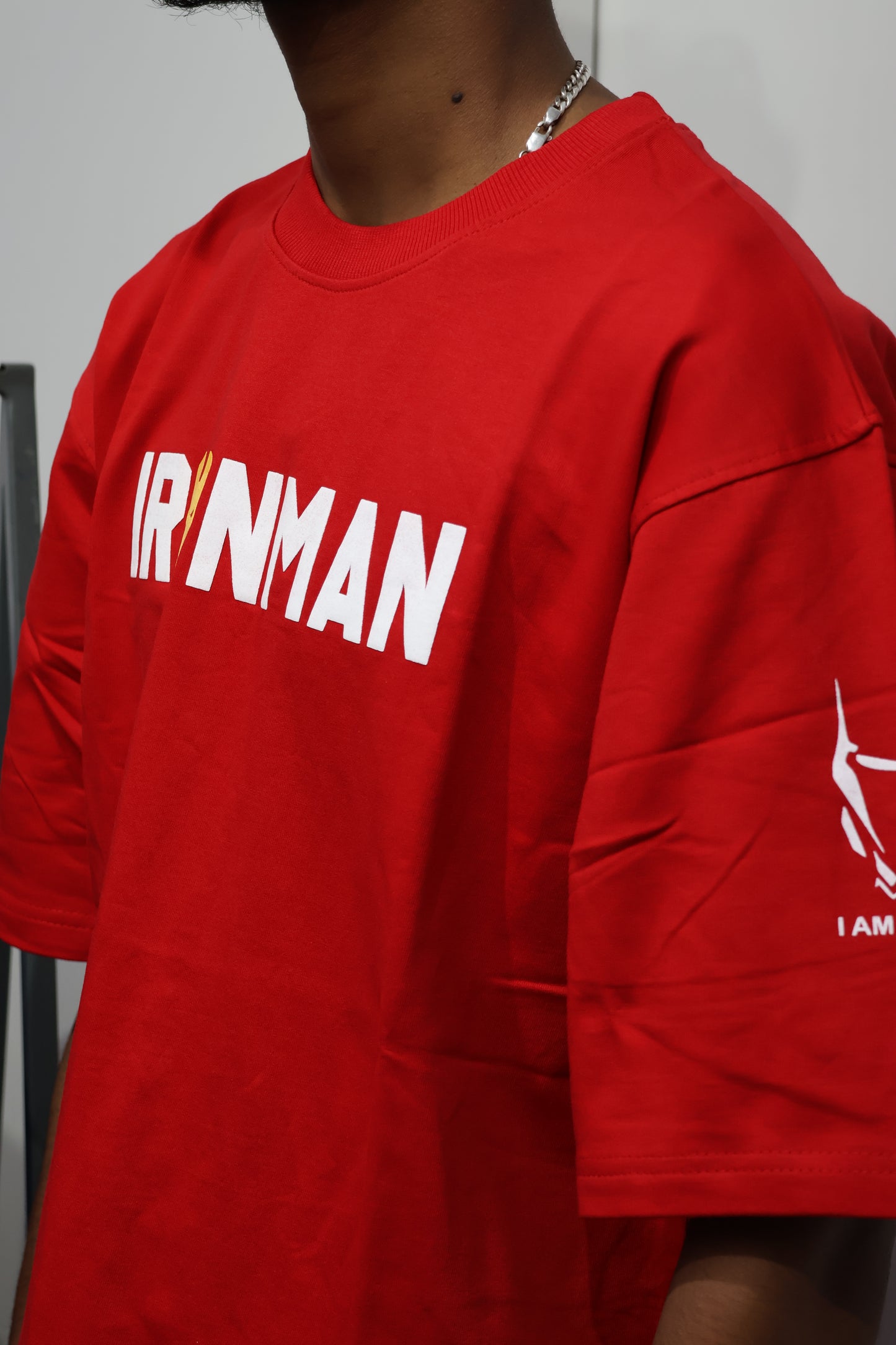 🔥 Iron Man Oversized Graphic Tee – Official Superhero Streetwear Style